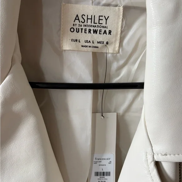 Francesca’s White Leather Jacket - Picture 3 of 4